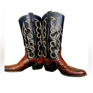 Tony Lama Teju Lizard Round toe boots size 8.5RR